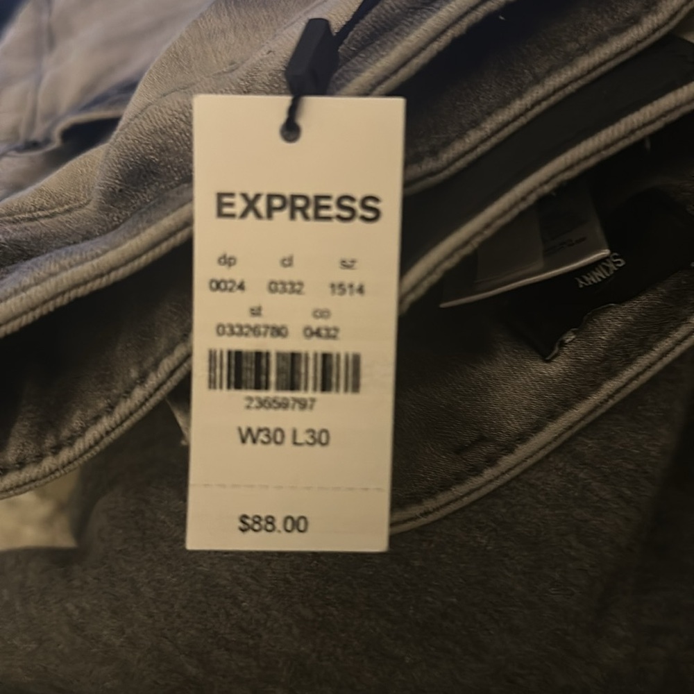 Express - Picture 5 of 5